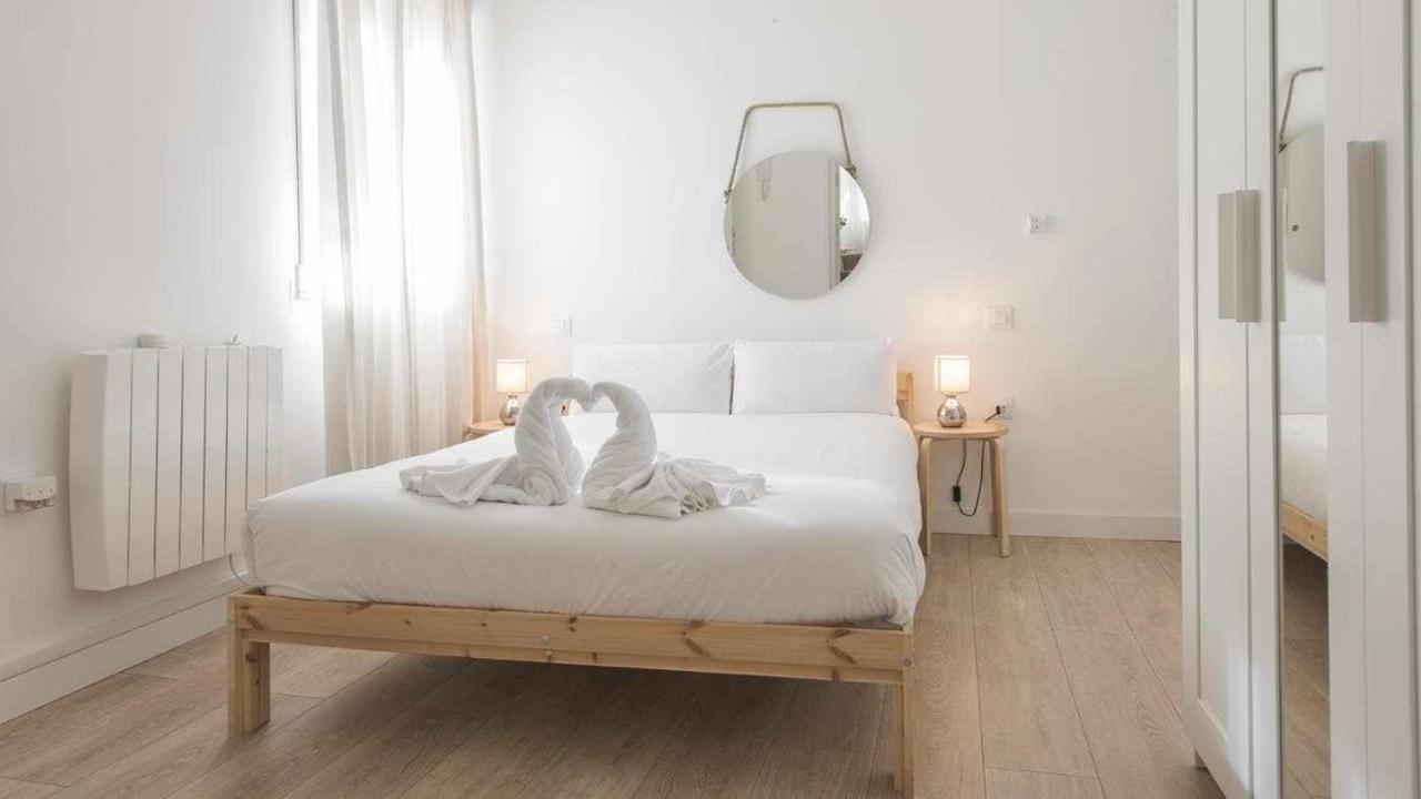 Apartamentos Dimax By Toledo Ap Luaran gambar