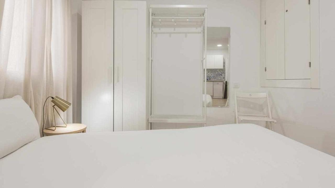 Apartamentos Dimax By Toledo Ap Bilik gambar