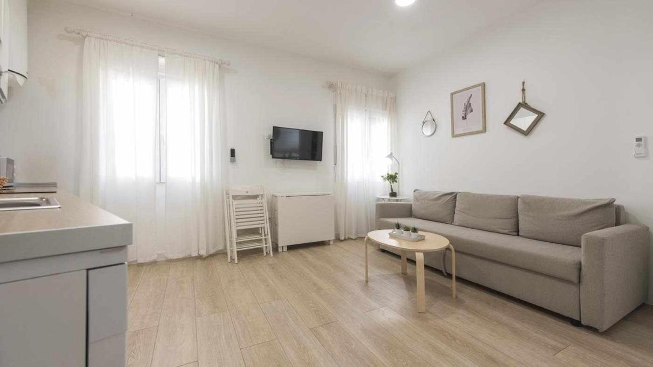 Apartamentos Dimax By Toledo Ap Luaran gambar