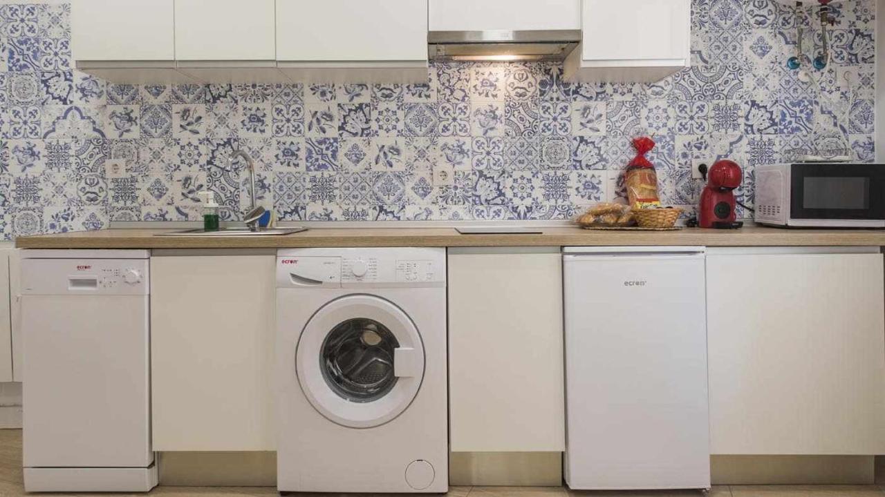 Apartamentos Dimax By Toledo Ap Luaran gambar