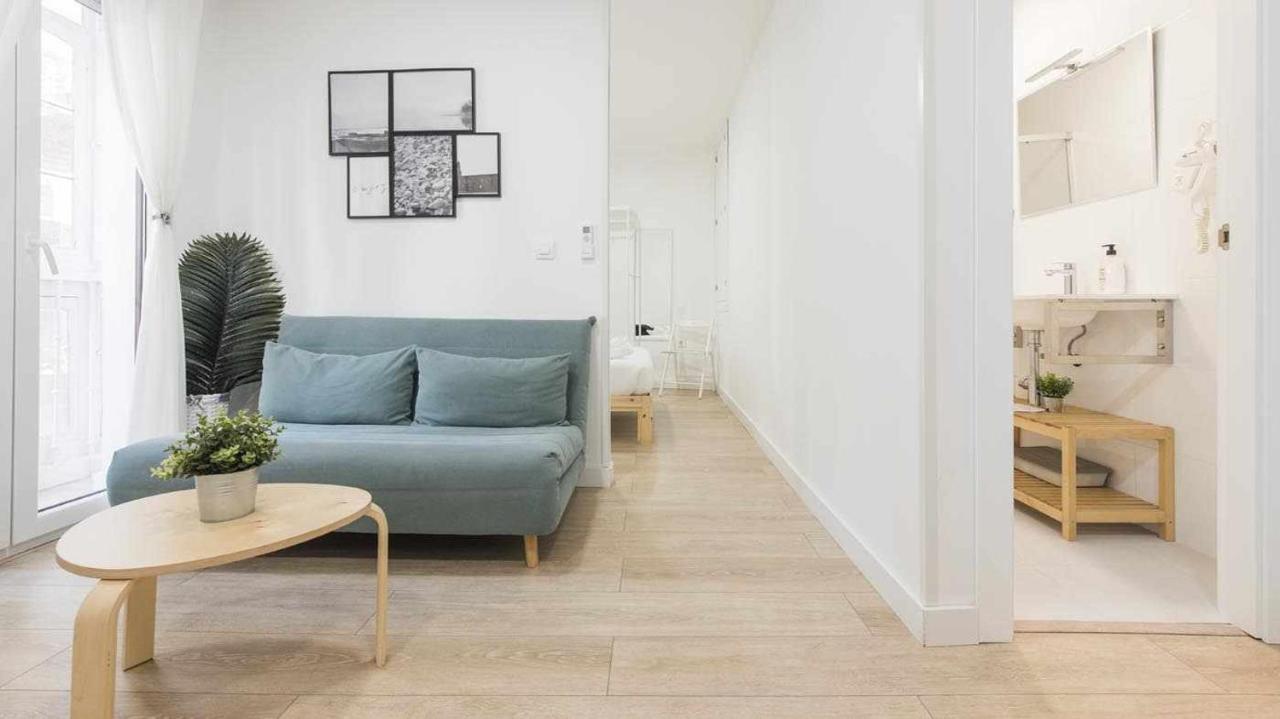 Apartamentos Dimax By Toledo Ap Luaran gambar