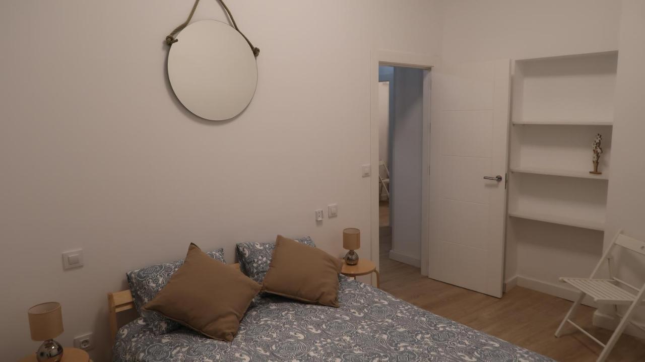 Apartamentos Dimax By Toledo Ap Luaran gambar